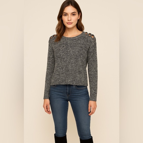 ๐ค Cloud Chaser Black & White Marled Knit Sweater ๐ฉโ๐งตโจ - Picture 1 of 4